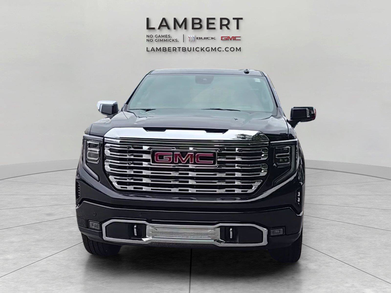 New 2026 GMC Sierra 1500 Denali w/ Denali Reserve Package AWD/4WD image 9