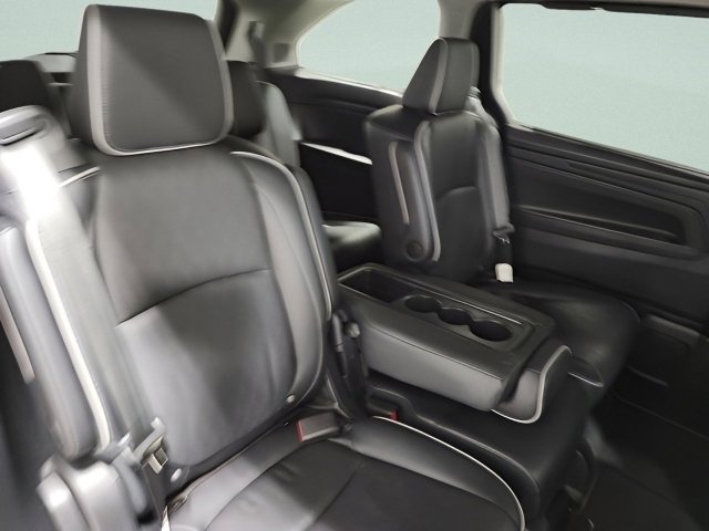 Used 2022 Honda Odyssey Elite image 13