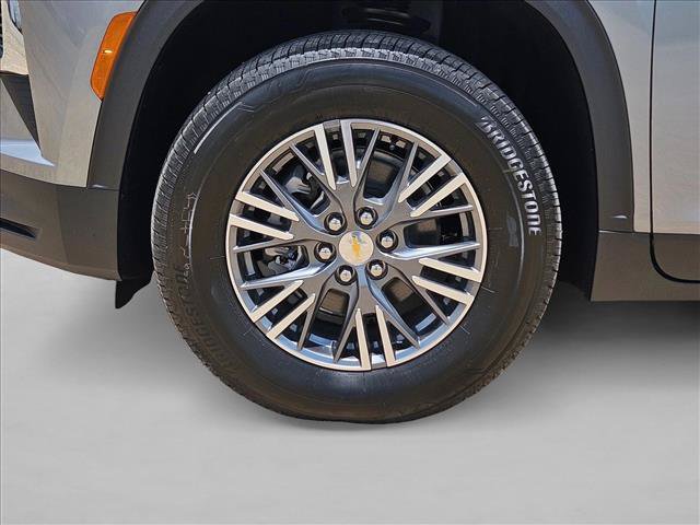New 2026 Chevrolet Traverse LT FWD image 10