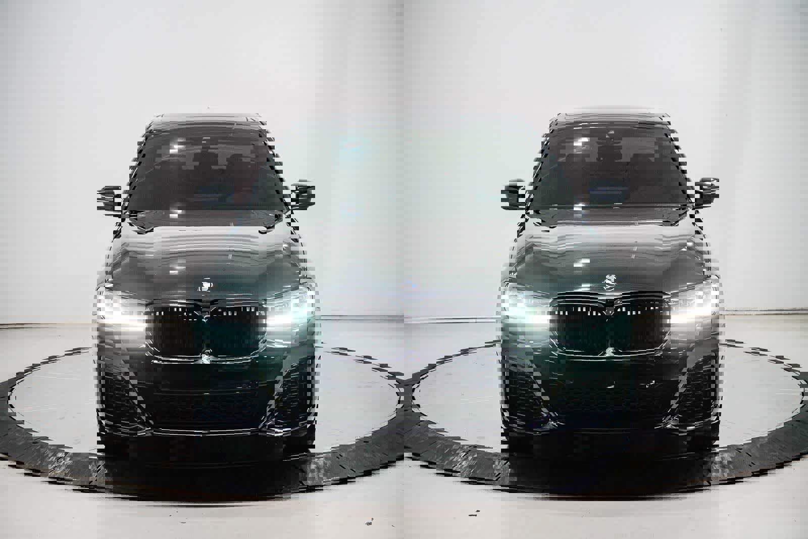 Used 2022 BMW 540i w/ M Sport Package RWD image 6