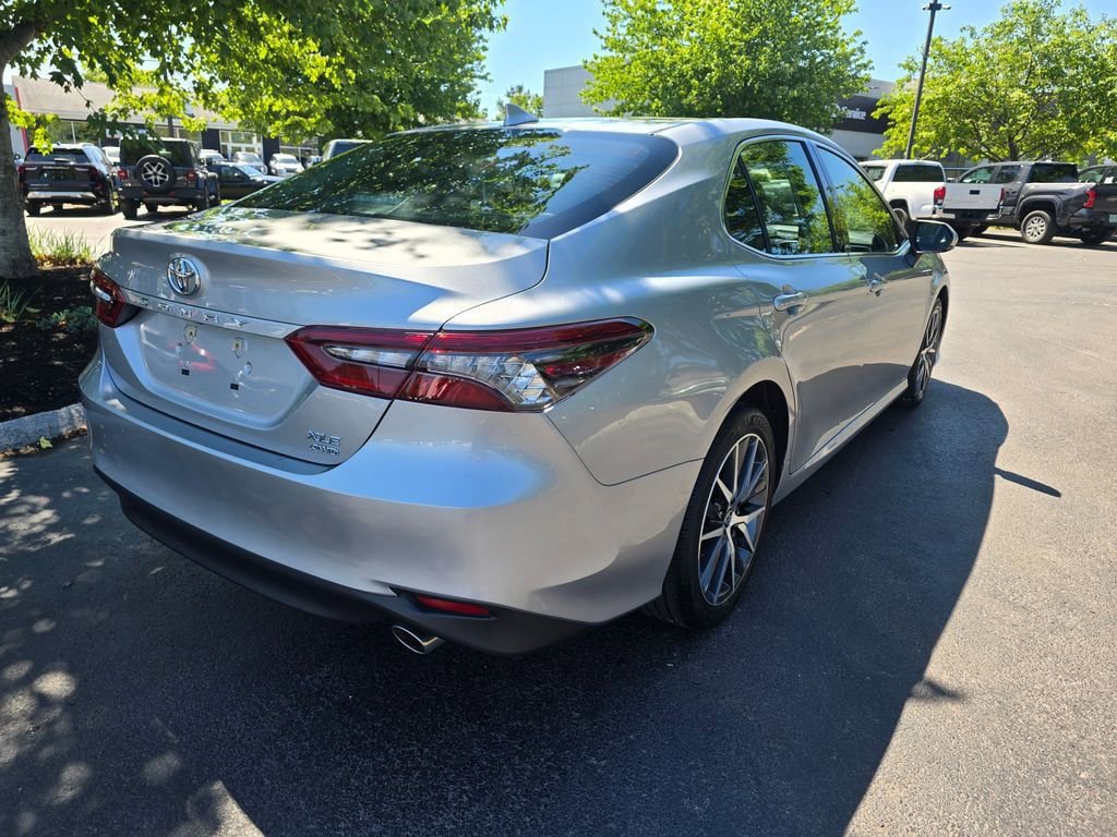 Used 2024 Toyota Camry XLE w/ Cold Weather Package AWD/4WD image 8
