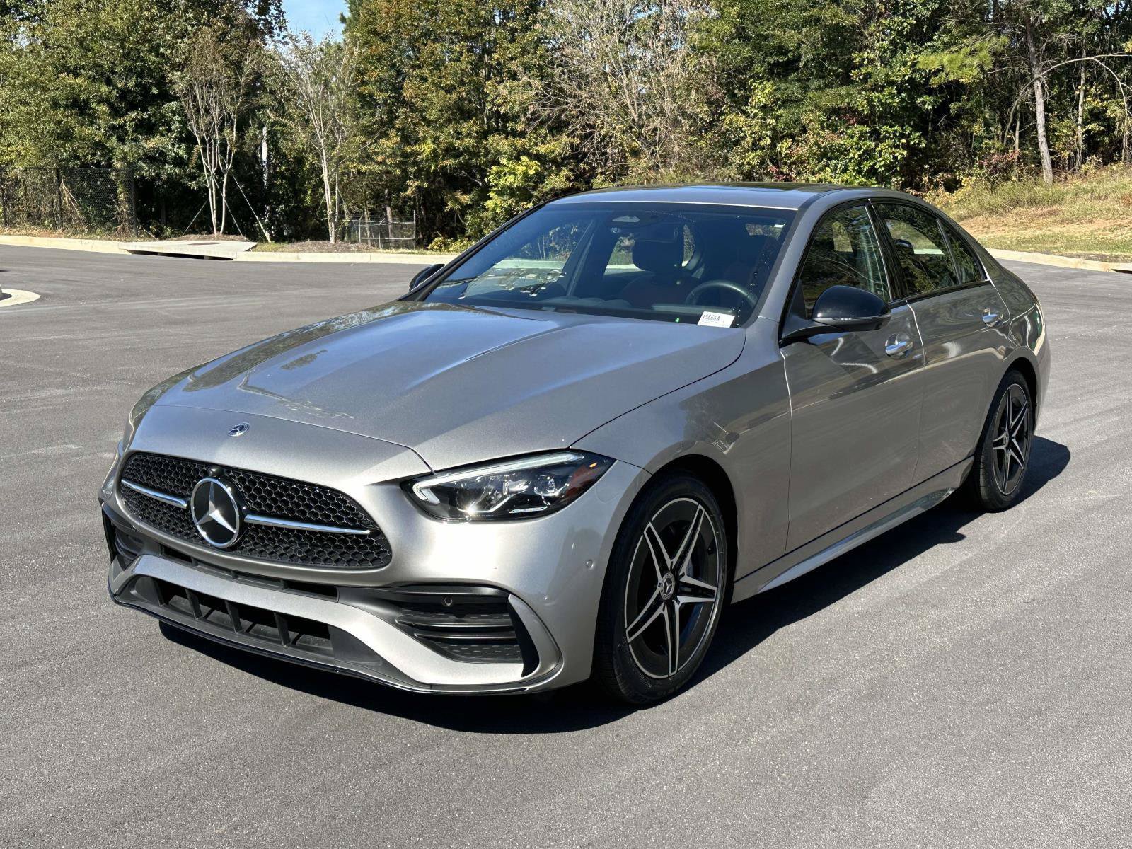 Used 2023 Mercedes-Benz C 300 4MATIC Sedan image 3
