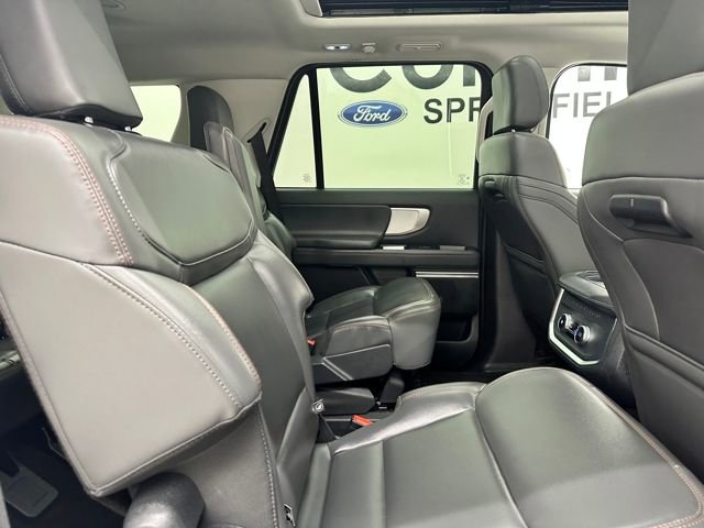 Certified 2025 Ford Expedition Active image 14