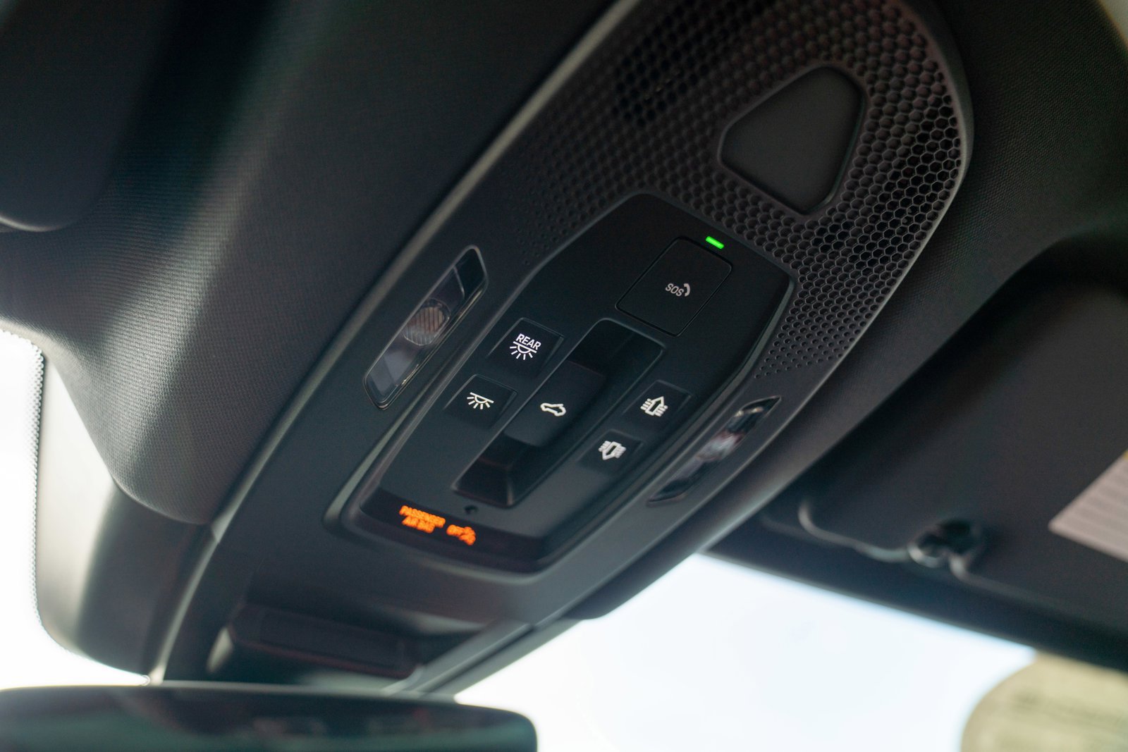 Certified 2025 Porsche Cayenne E-Hybrid AWD/4WD image 22