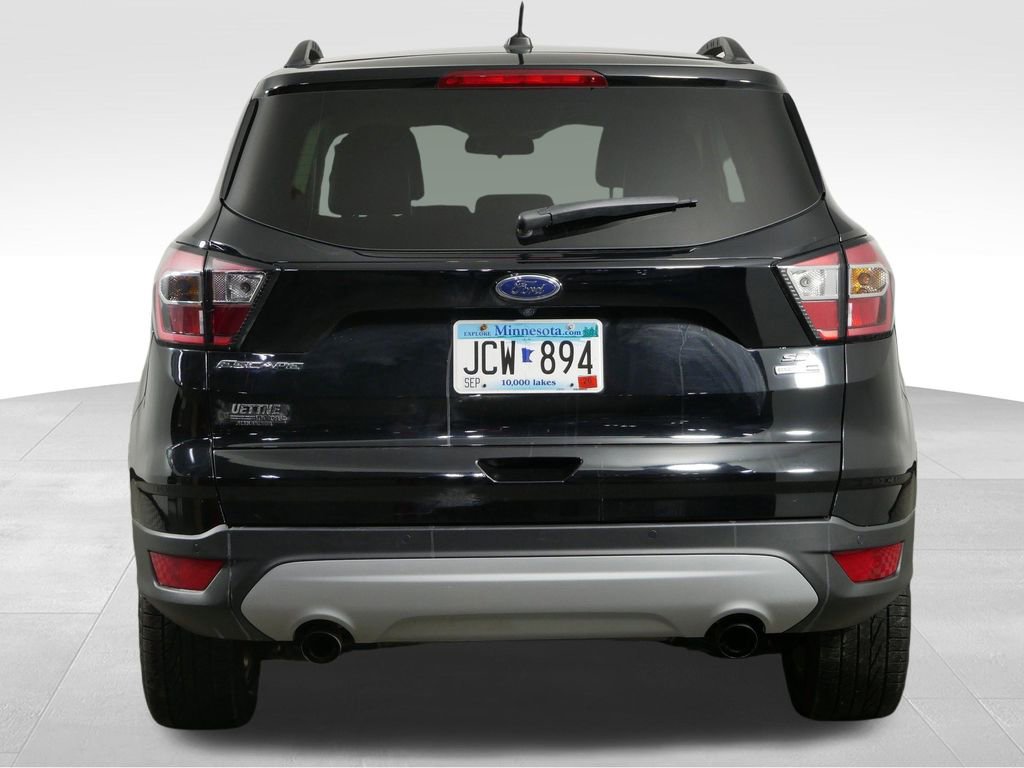 Used 2017 Ford Escape SE w/ SE Leather Comfort Package image 9