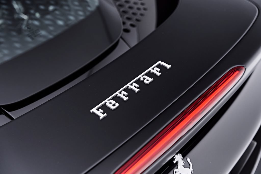 Used 2024 Ferrari SF90 Spider AWD/4WD image 36