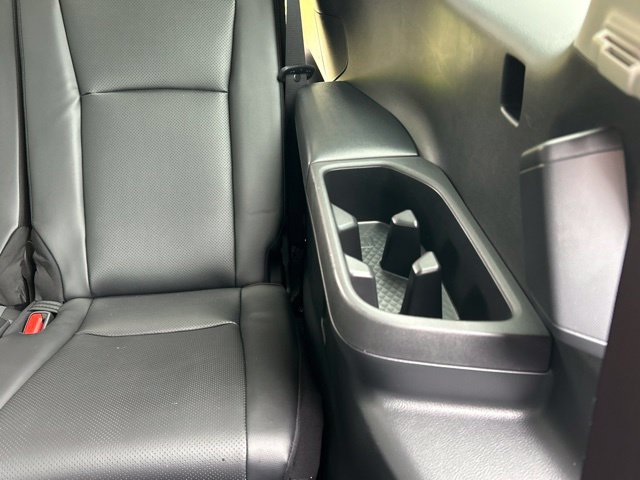 Used 2024 Toyota Grand Highlander AWD image 31