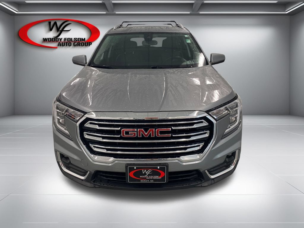 Used 2024 GMC Terrain SLT w/ LPO, Cargo Package FWD video 2