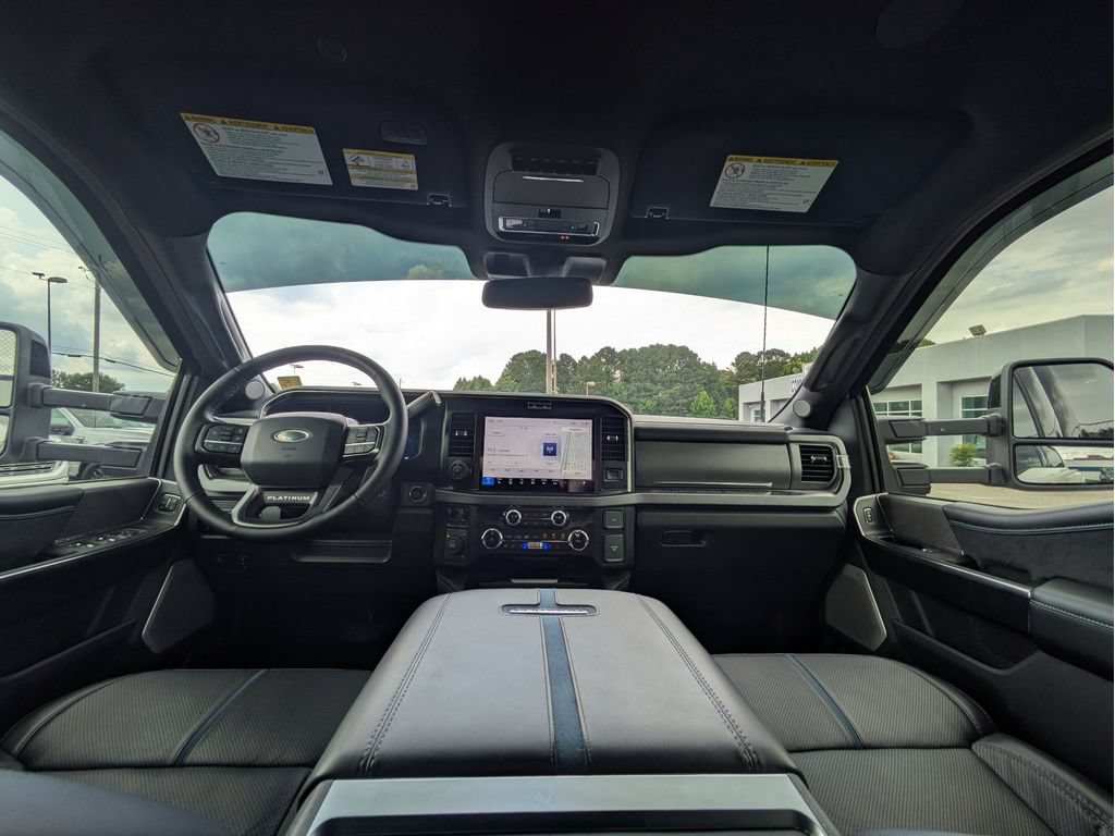 Used 2025 Ford F450 Platinum w/ FX4 Off-Road Package AWD/4WD image 25