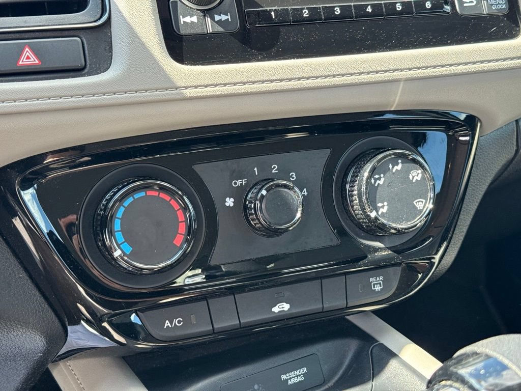 Certified 2021 Honda HR-V LX image 22
