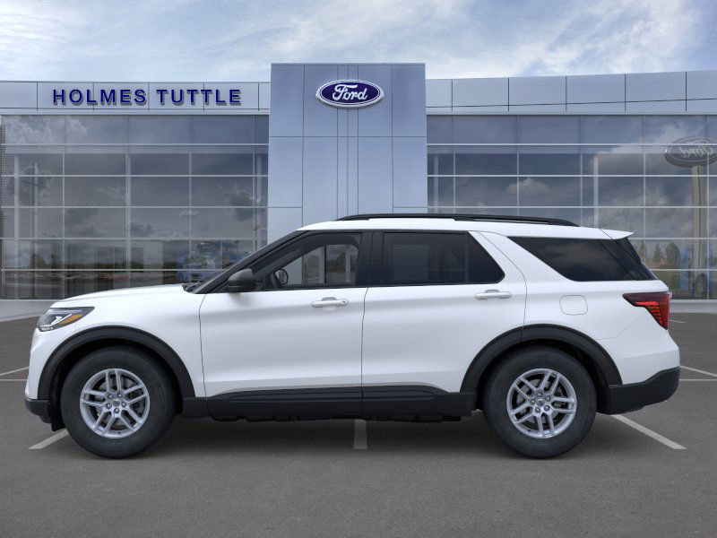 New 2026 Ford Explorer Active image 3