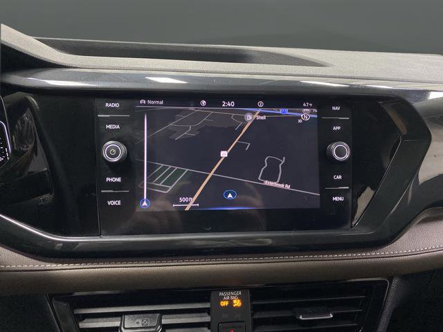 Used 2024 Volkswagen Taos SEL image 9