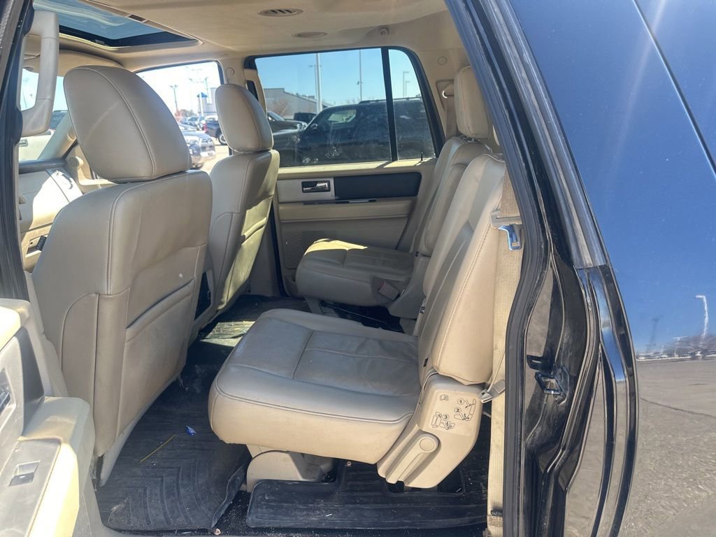 Used 2017 Ford Expedition EL Limited w/ Limited Appearance Package AWD/4WD image 10