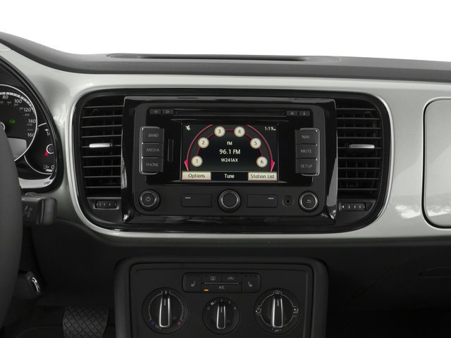 Used 2016 Volkswagen Beetle 1.8T Classic image 9