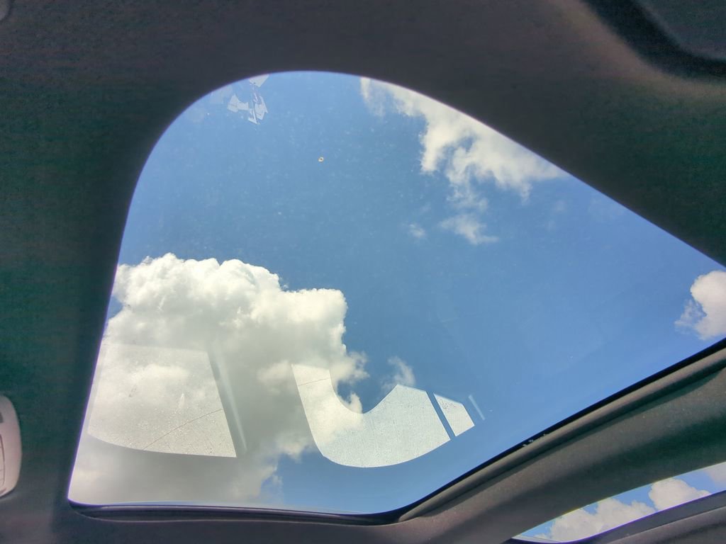 New 2024 Mercedes-Benz GLB 35 AMG 4MATIC image 17