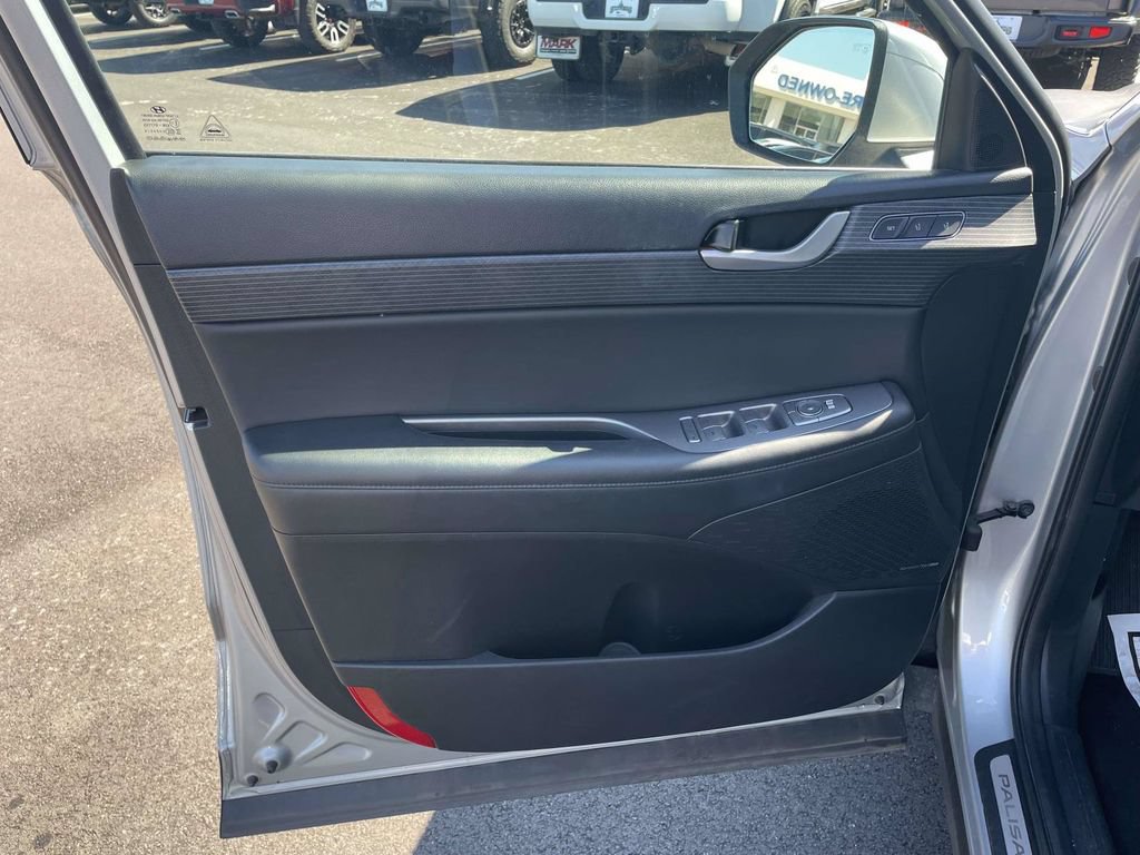 Used 2024 Hyundai Palisade Limited AWD/4WD image 15