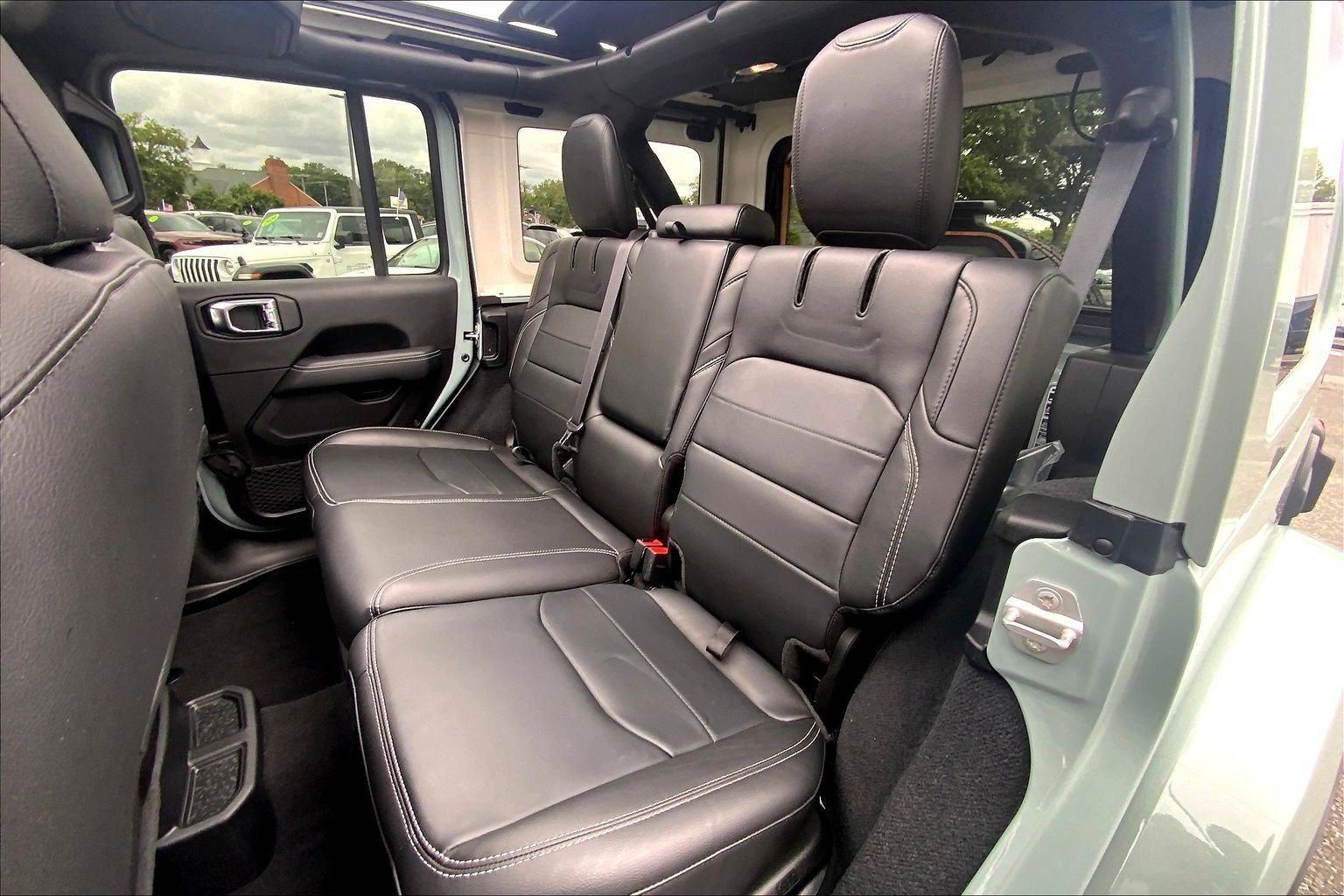 Certified 2023 Jeep Wrangler Unlimited Sahara w/ Cold Weather Group AWD/4WD image 20