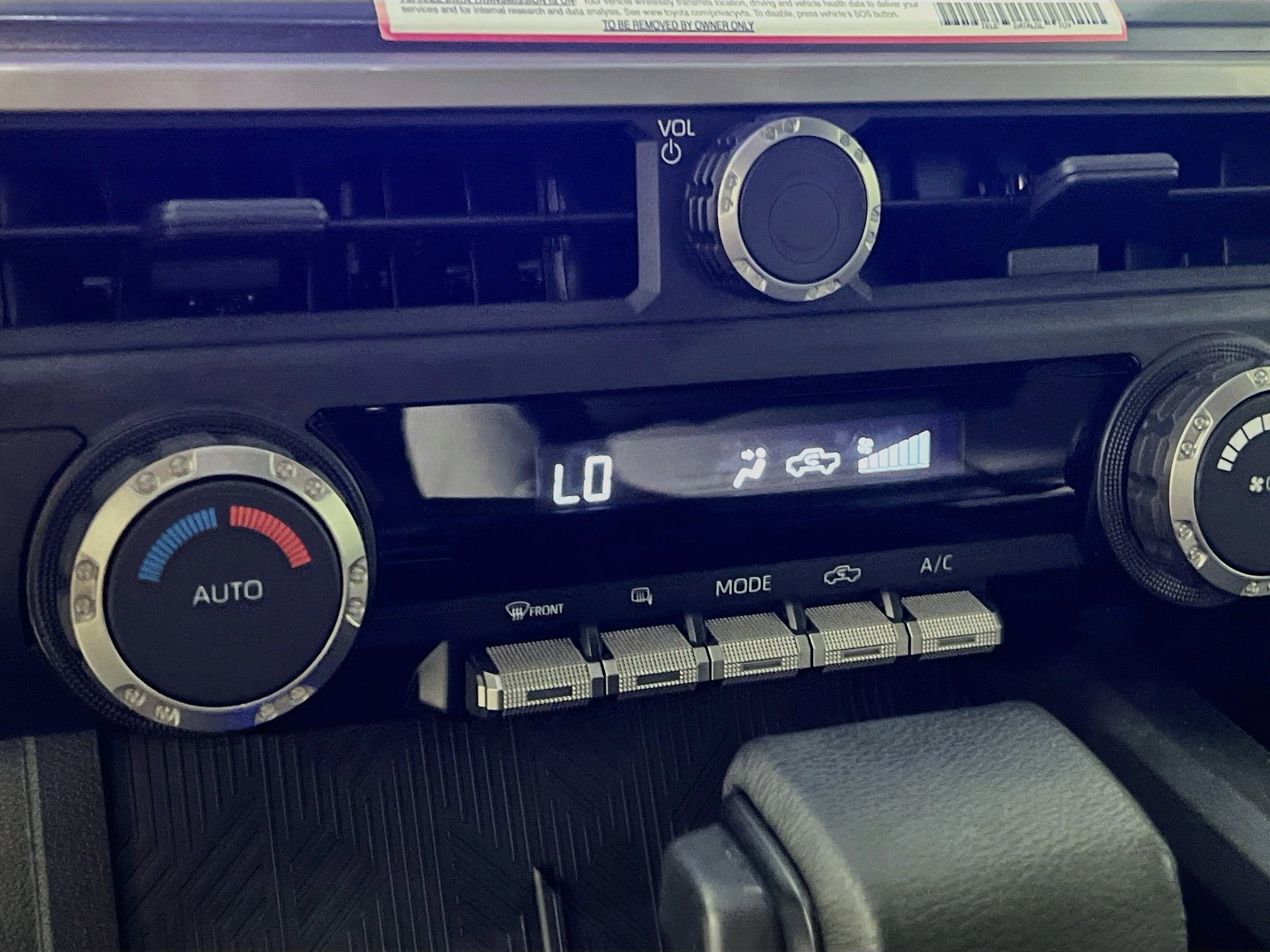 Used 2024 Toyota Tacoma TRD Off-Road AWD/4WD image 26