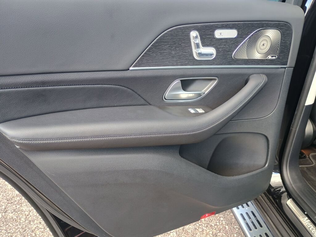 Certified 2023 Mercedes-Benz GLS 580 4MATIC image 18