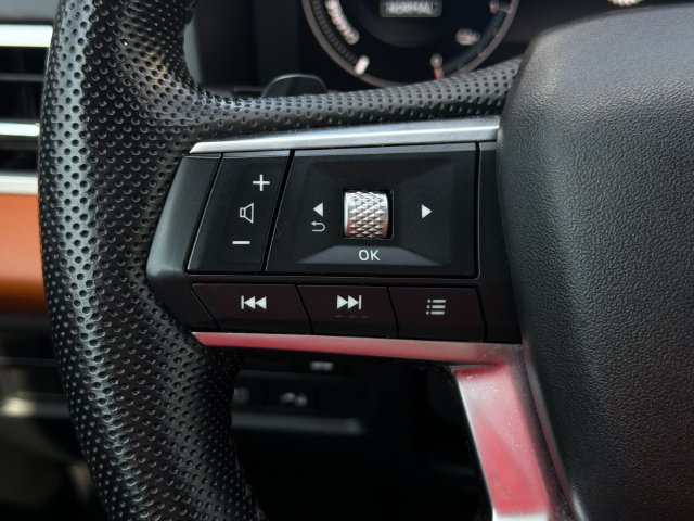 Used 2023 Mitsubishi Outlander SEL 40th Anniversary AWD/4WD image 28