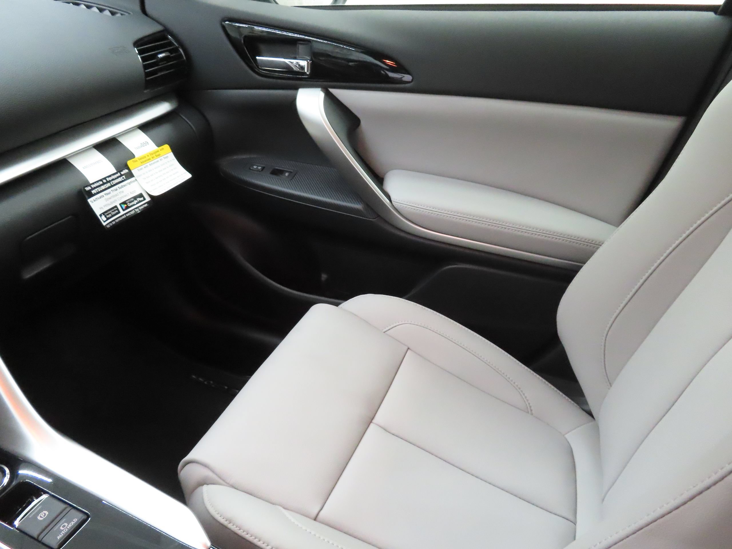 New 2026 Mitsubishi Eclipse Cross SEL AWD/4WD image 19