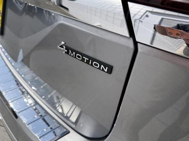 New 2026 Volkswagen Atlas SEL Premium R-Line image 10