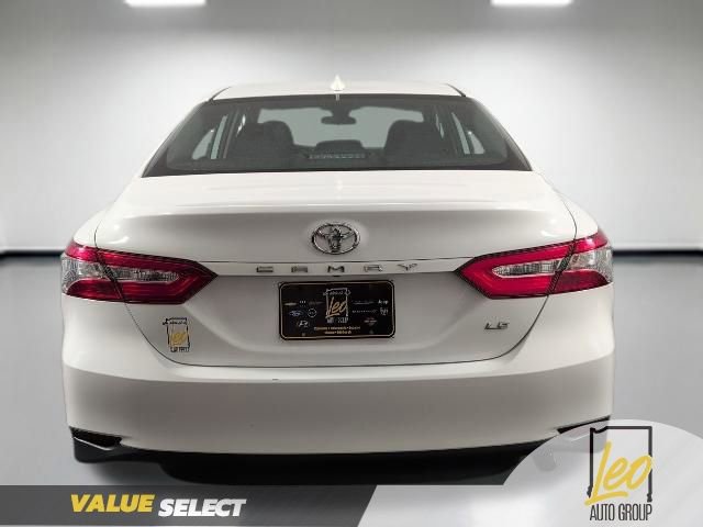 Used 2019 Toyota Camry LE image 6
