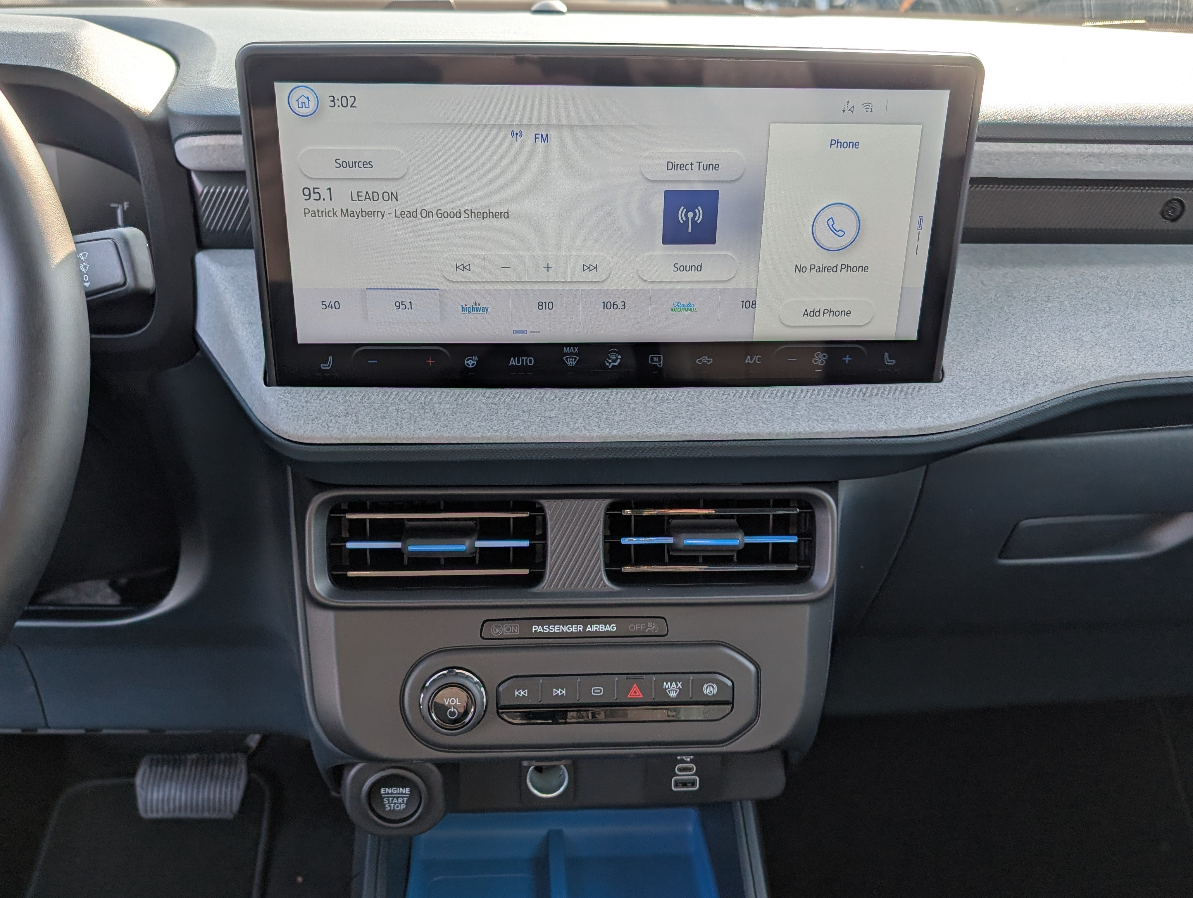 New 2026 Ford Maverick XLT w/ XLT Luxury Package AWD/4WD image 14