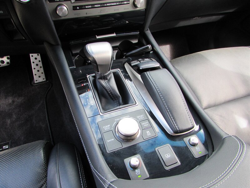 Used 2013 Lexus LS 460 AWD w/ F-Sport Pkg image 17