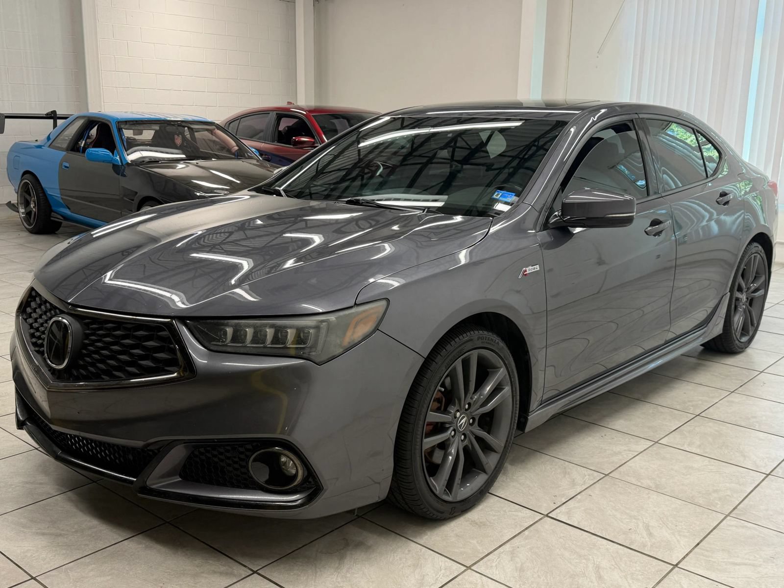 Used 2018 Acura TLX w/ Technology & A-SPEC Package AWD/4WD image 3