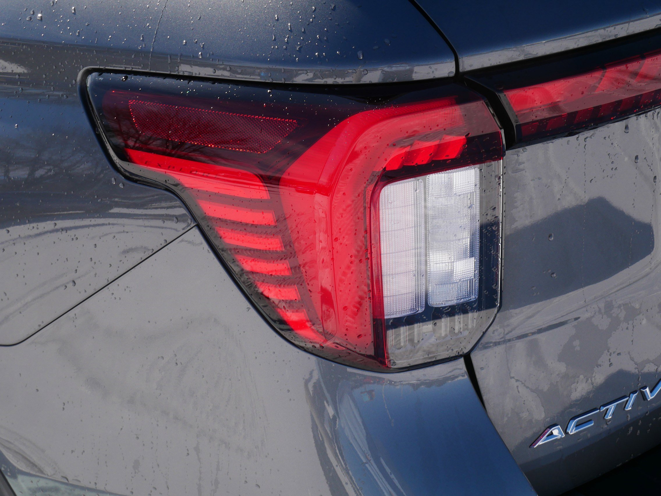 Used 2026 Ford Explorer Active w/ Active Comfort Package image 17