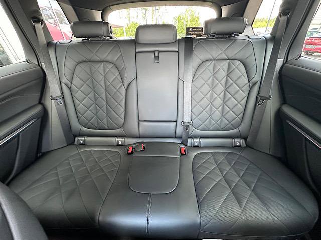 Certified 2025 BMW X5 xDrive40i w/ Climate Comfort Package AWD/4WD image 30