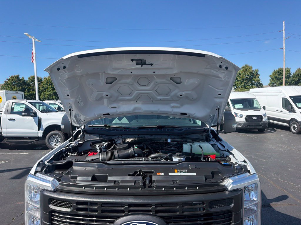 New 2027 Ford F250 XL w/ Snow Plow Prep Package AWD/4WD image 32