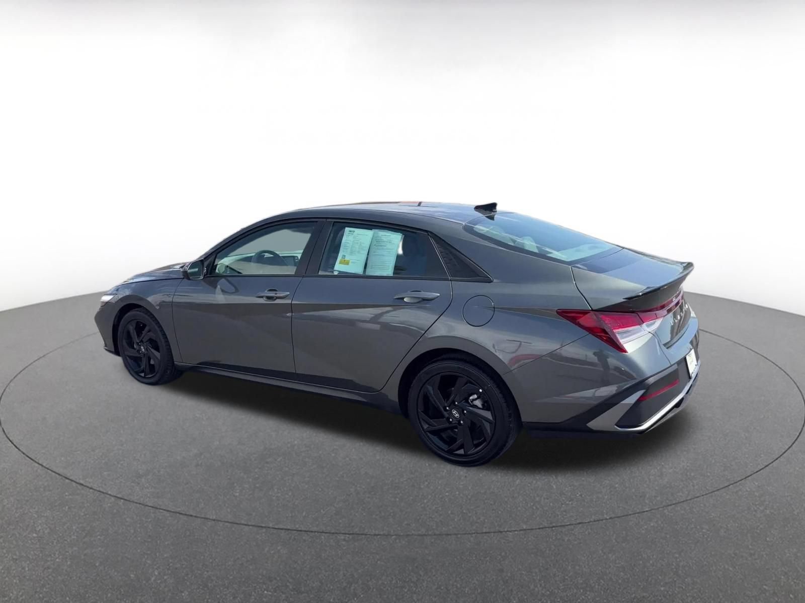 Used 2026 Hyundai Elantra Sport FWD image 10