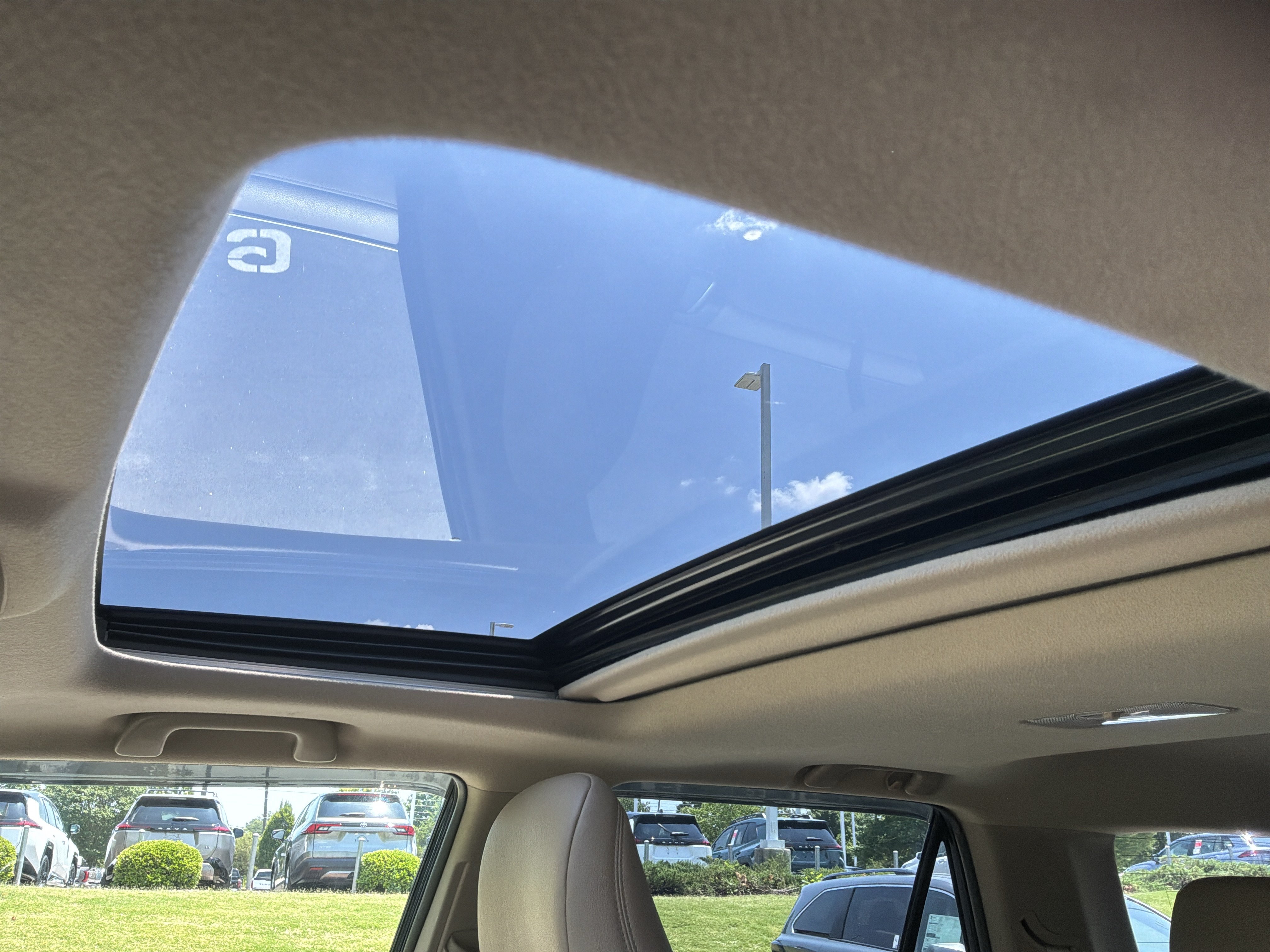 Used 2020 Toyota 4Runner Limited AWD/4WD image 28