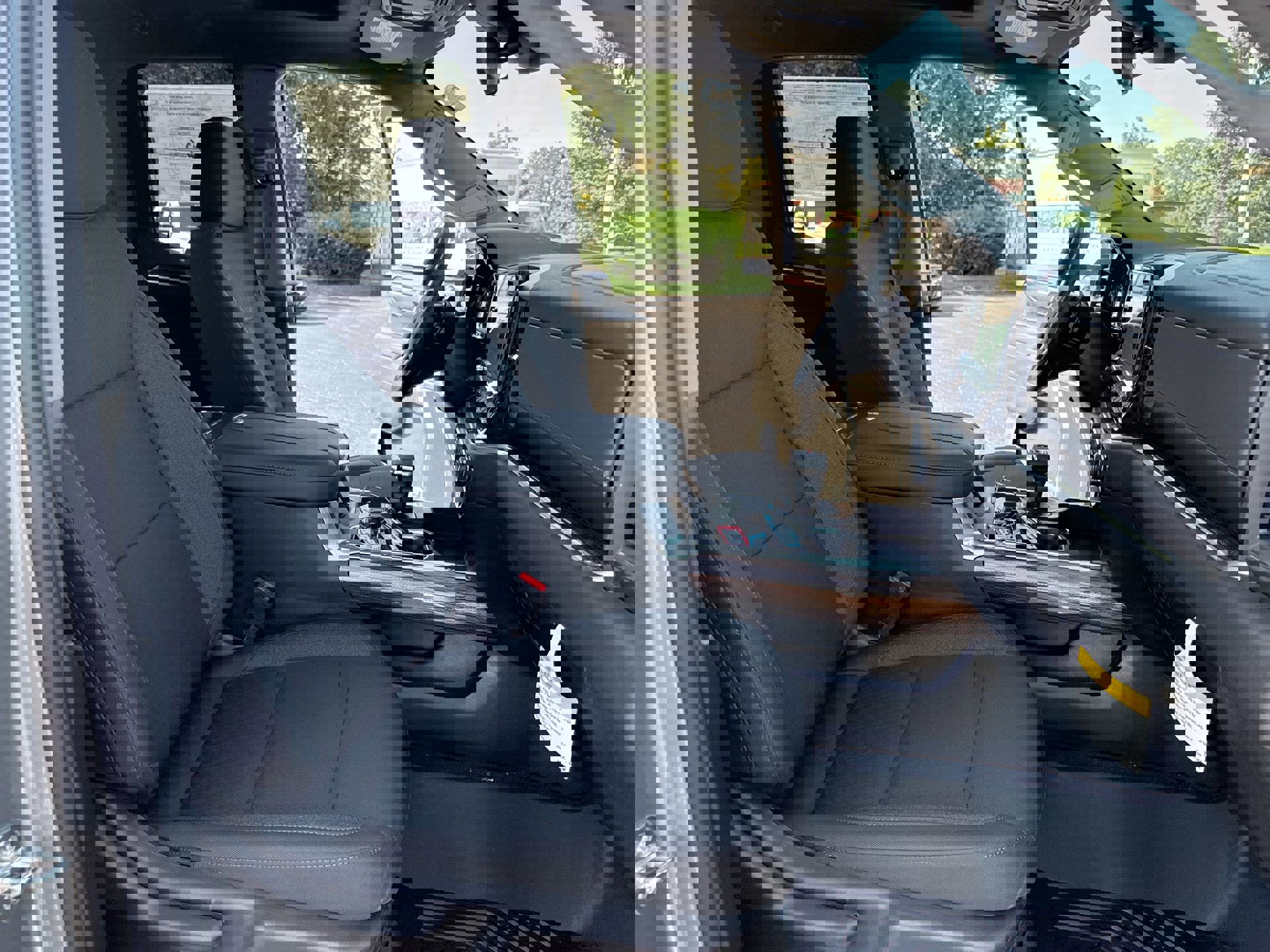 New 2026 Chevrolet Silverado 1500 LT w/ Z71 Off-Road Package image 60