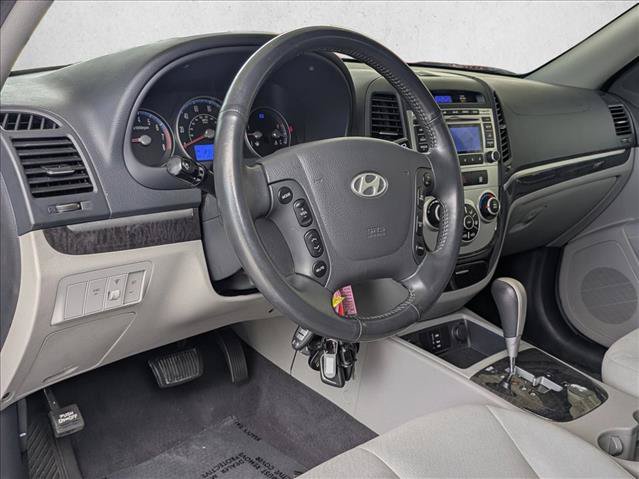 Used 2009 Hyundai Santa Fe SE FWD image 10