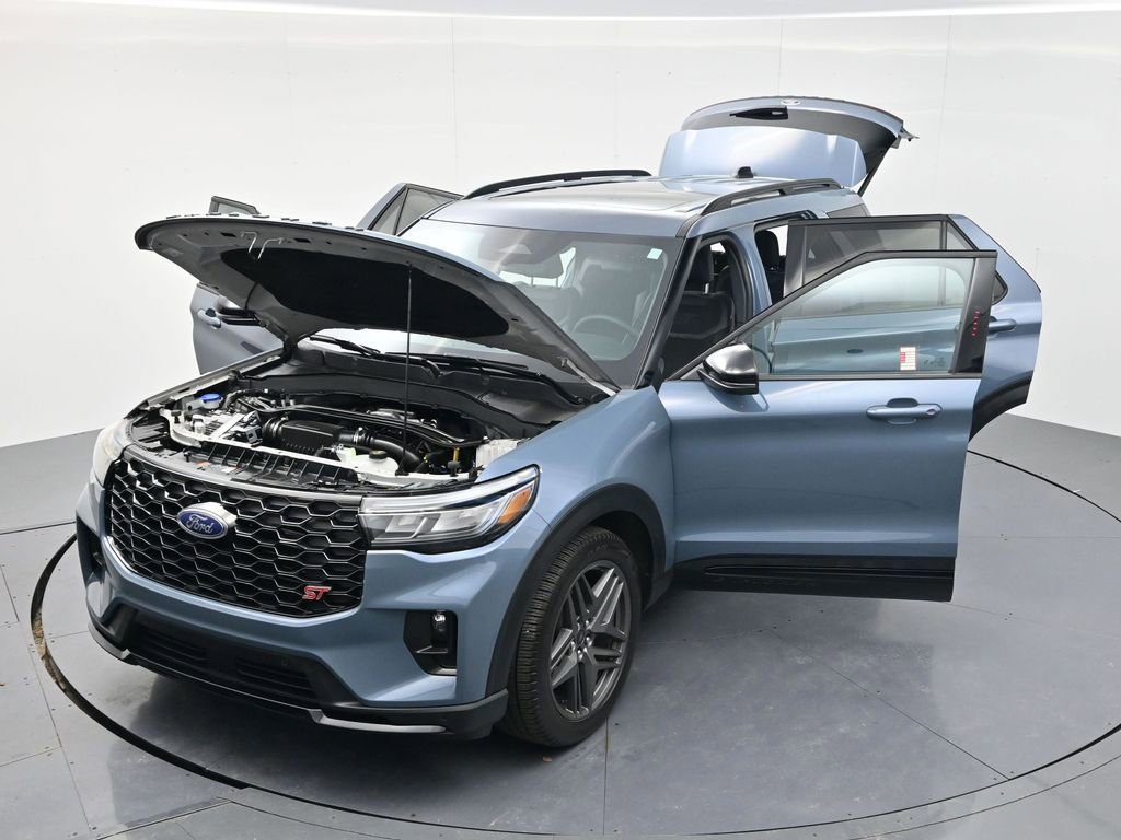 Used 2025 Ford Explorer ST w/ Sun And Sound Package image 58