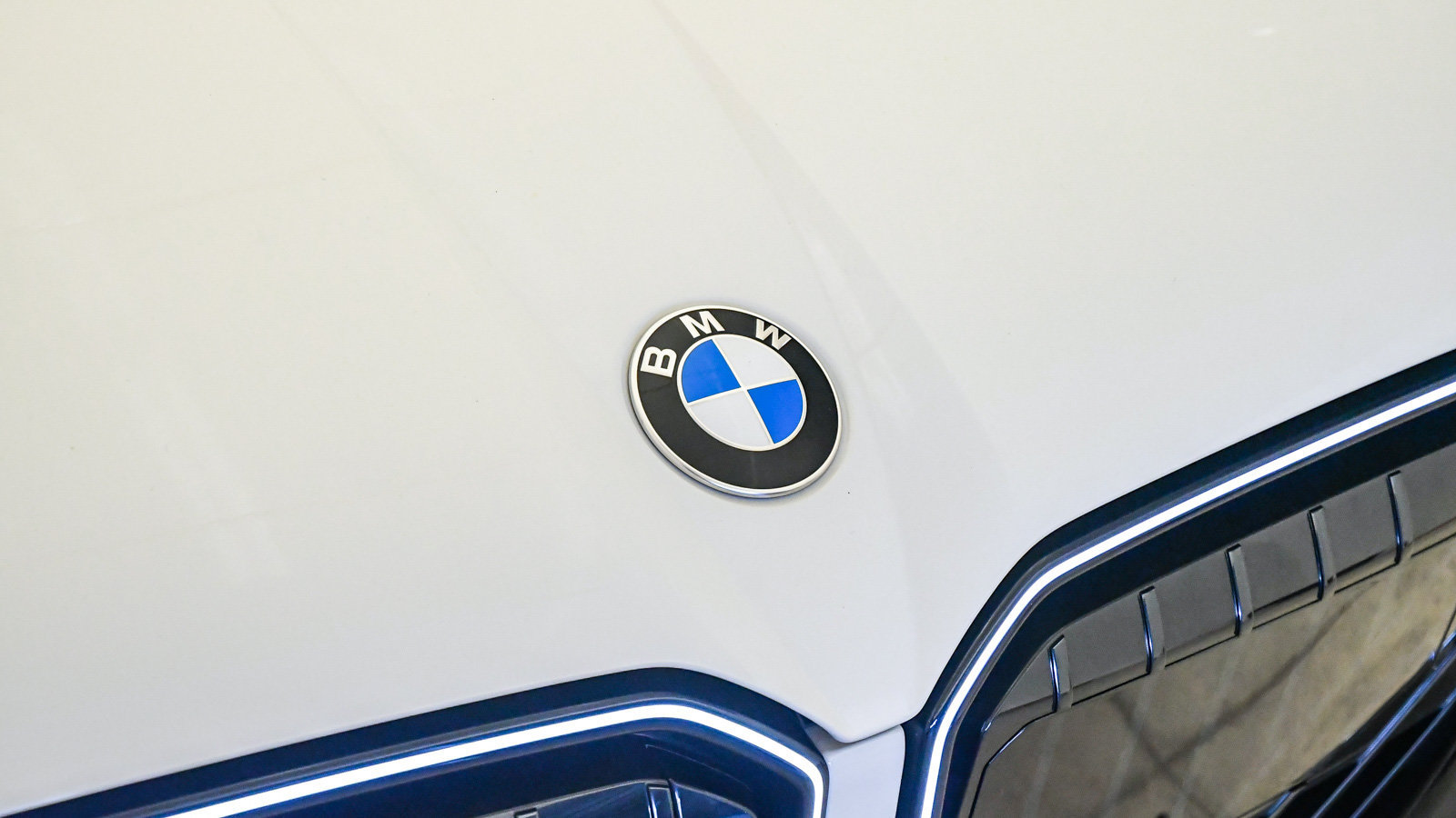 Used 2026 BMW X3 xDrive30i w/ Premium Package AWD/4WD image 7