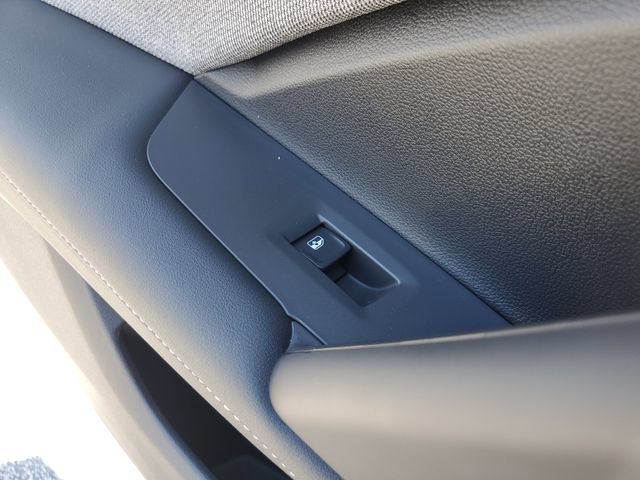 Certified 2025 Volkswagen Tiguan S FWD image 14