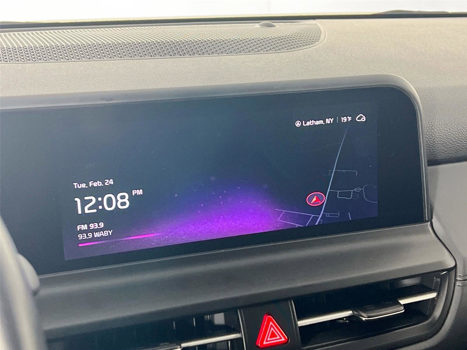 Used 2024 Kia Seltos EX image 16