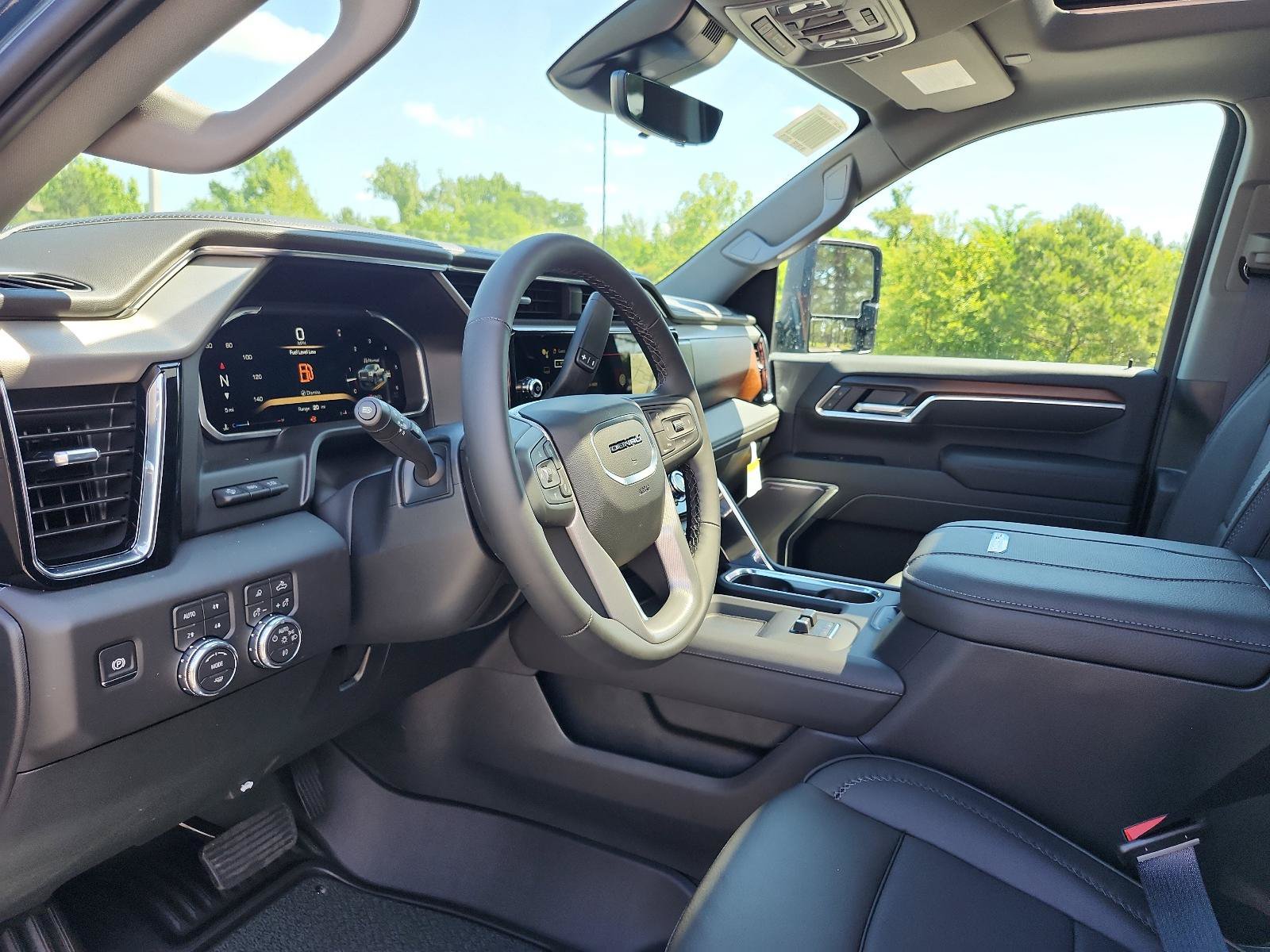 New 2026 GMC Sierra 2500 Denali w/ Denali Reserve Package AWD/4WD image 13