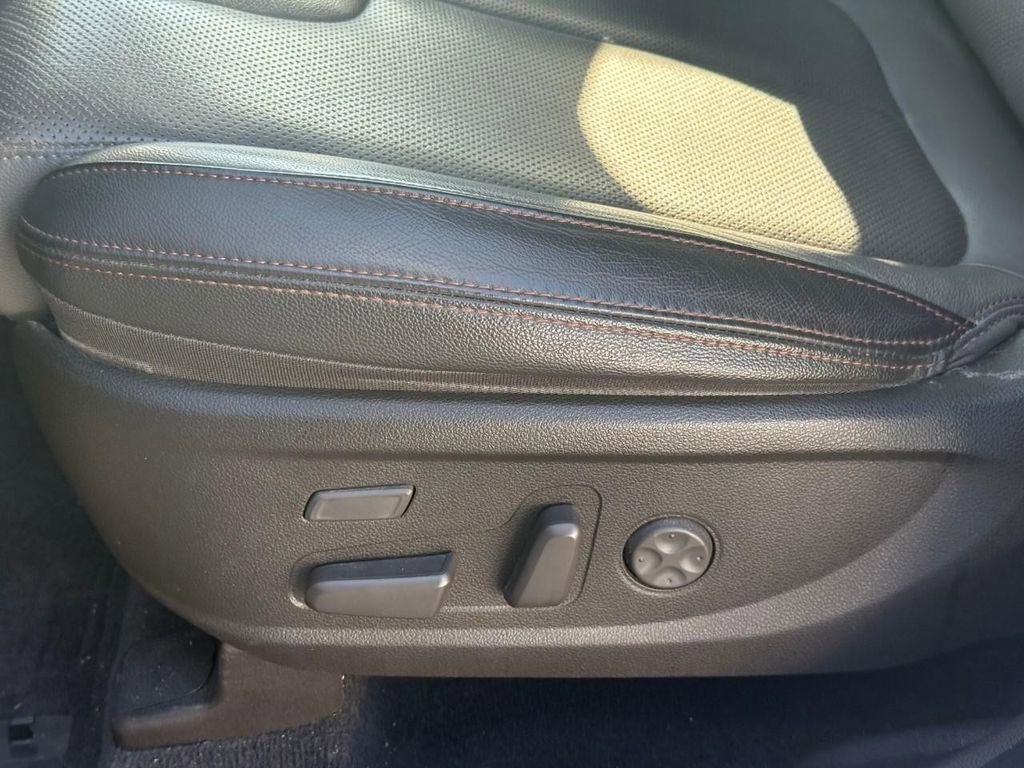 Used 2020 Hyundai Santa Fe Limited w/ Cargo Package image 13