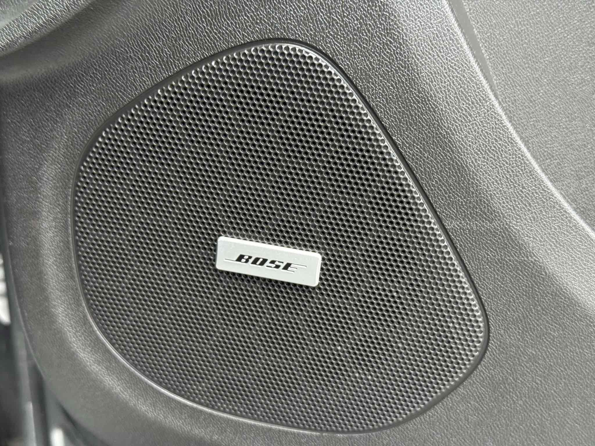 Used 2017 Chevrolet Volt Premier w/ Driver Confidence II Package image 42