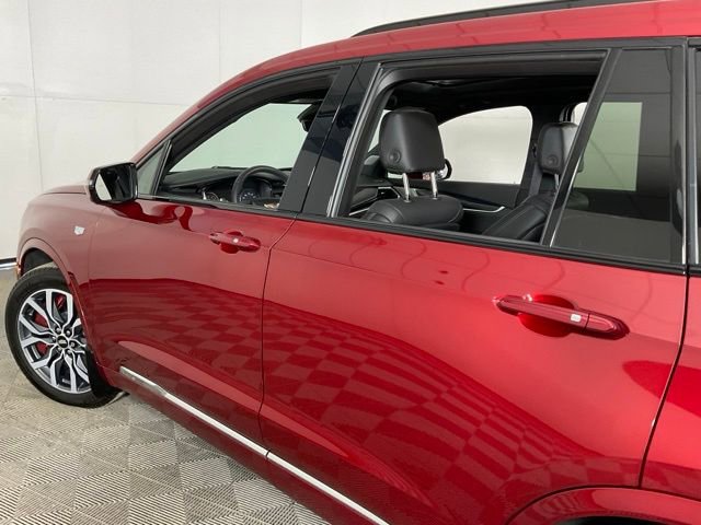 Certified 2024 Cadillac XT6 Sport w/ Technology Package image 29