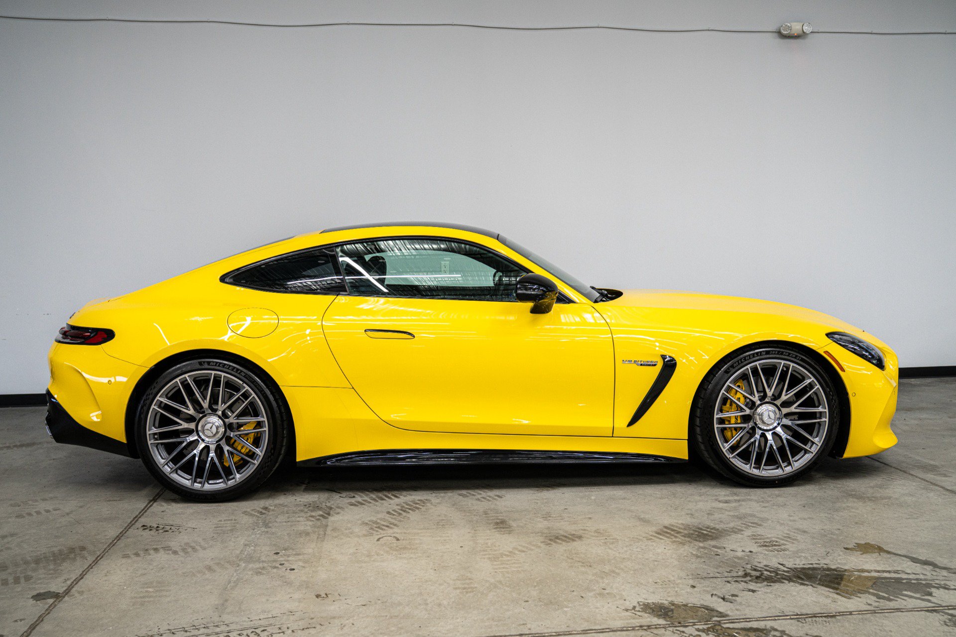 Used 2024 Mercedes-Benz AMG GT 63 image 40