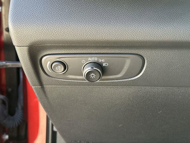 Used 2023 Buick Envision Essence FWD image 16