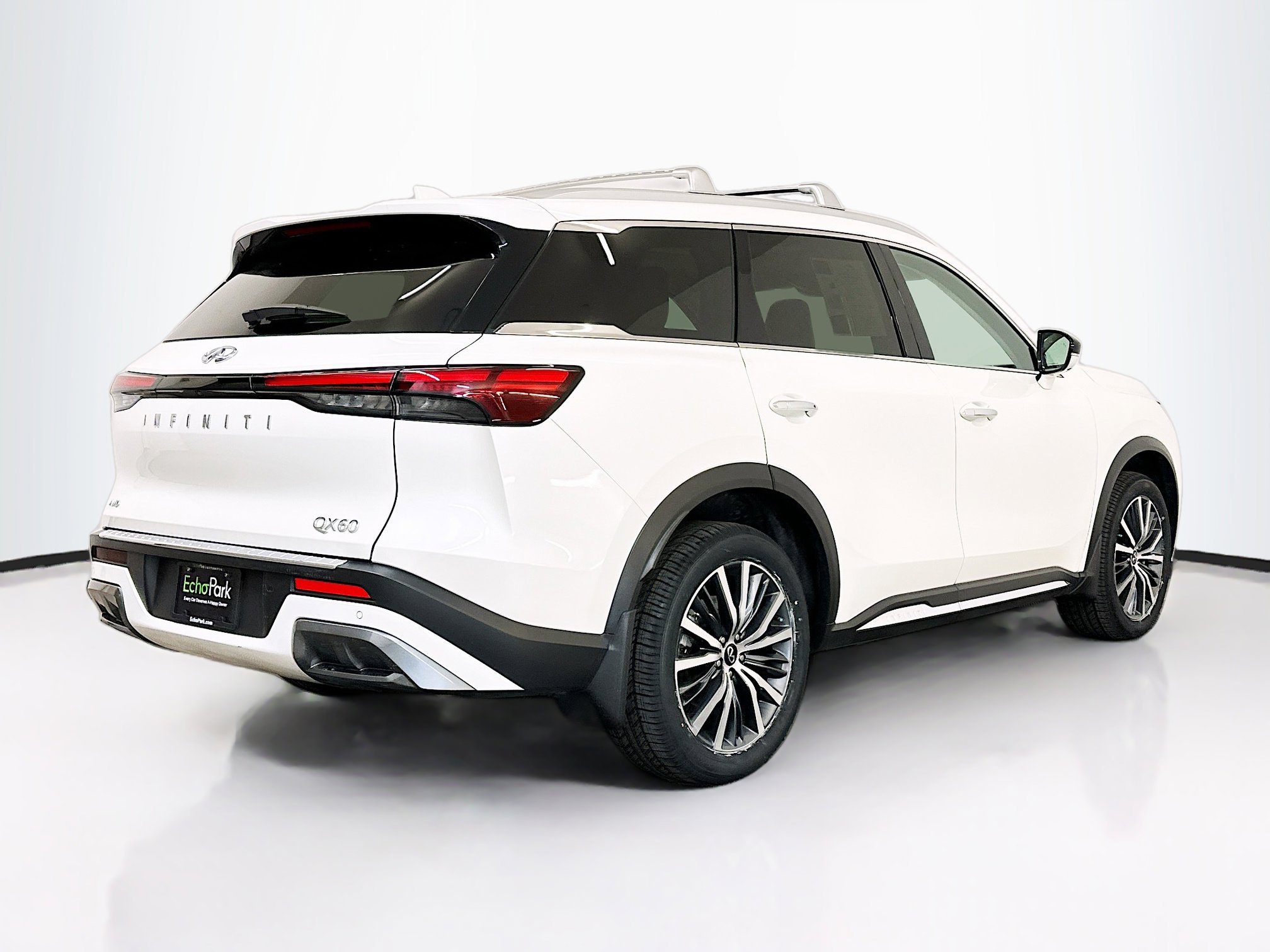 Used 2023 INFINITI QX60 Sensory w/ Vision Package image 9