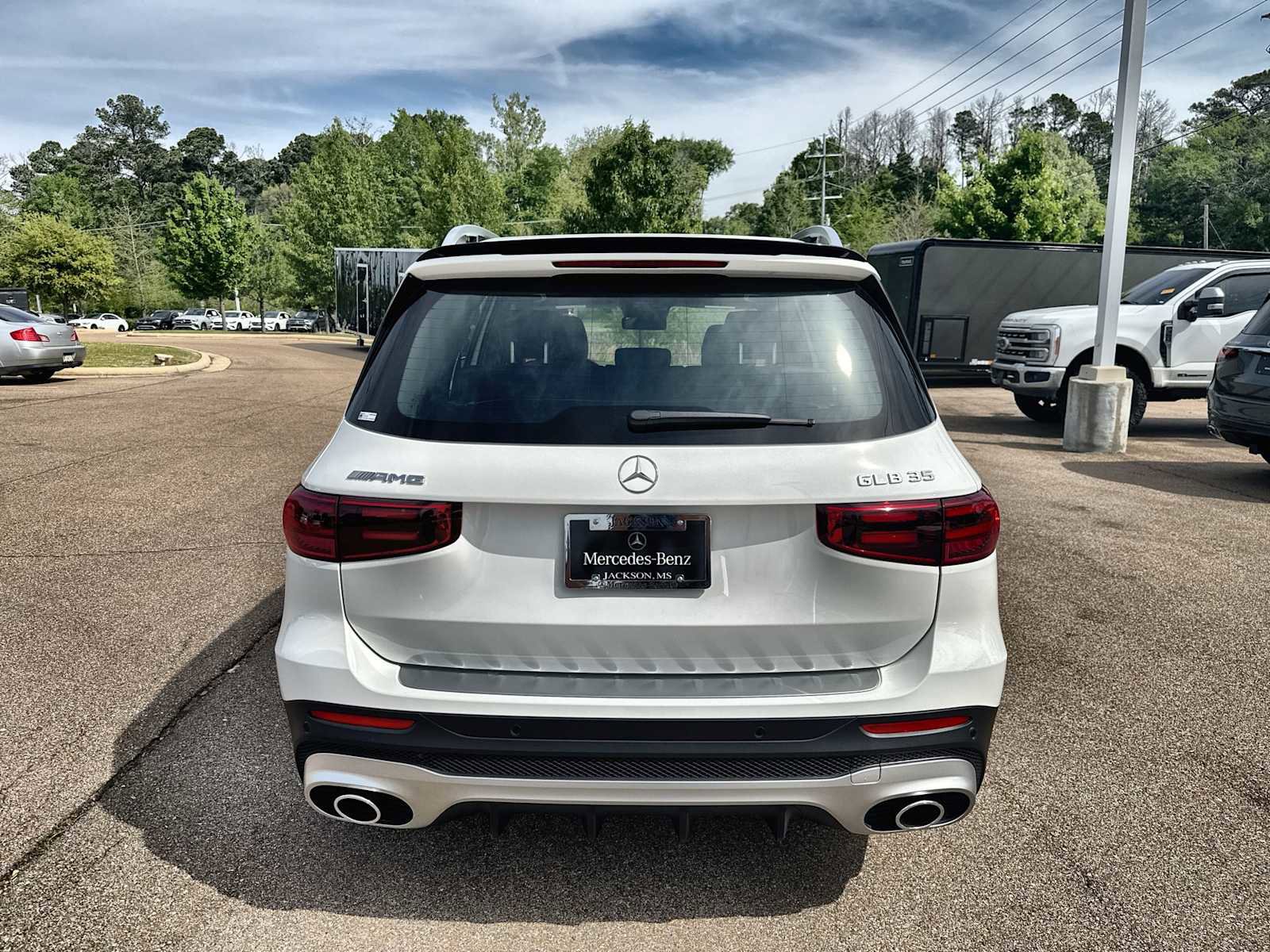 Used 2026 Mercedes-Benz GLB 35 AMG 4MATIC image 7
