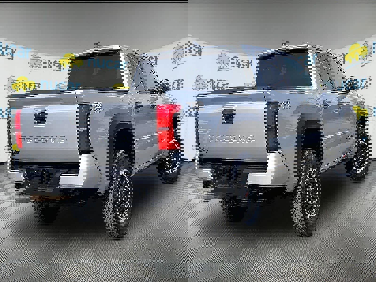 Certified 2025 Toyota Tacoma TRD Off-Road AWD/4WD image 6